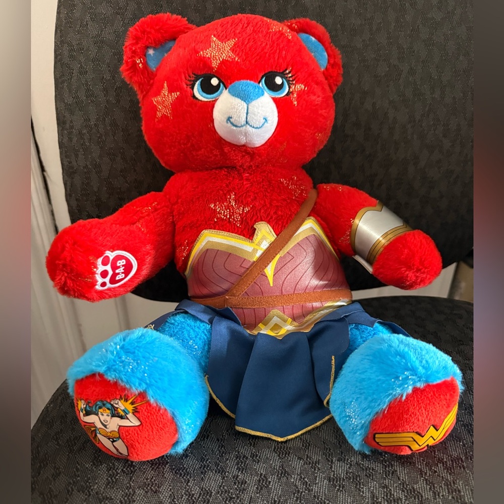 “Wonder Woman” DC Comics: Build-A-Bear: 17” Adorable Plush: Age 3+